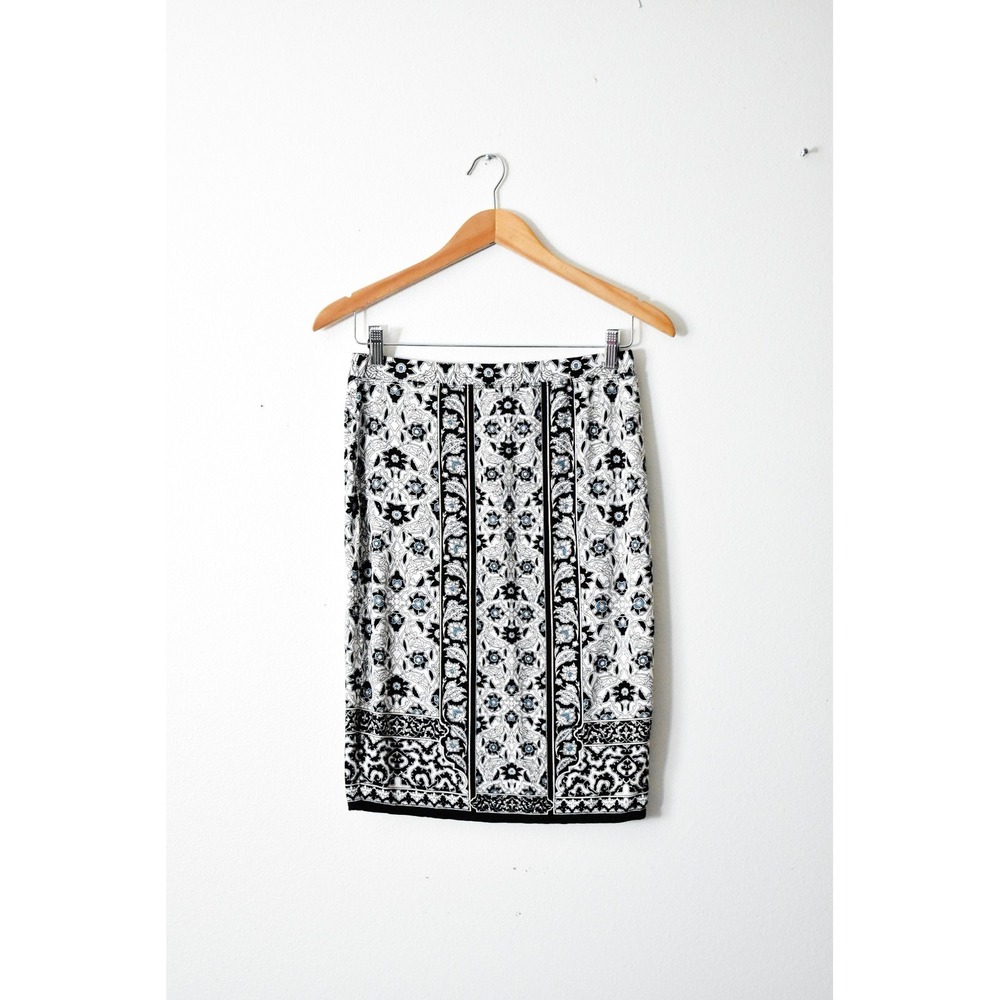 Max Studio Pencil Skirt Women S Black White Excellent Floral Medallion Print